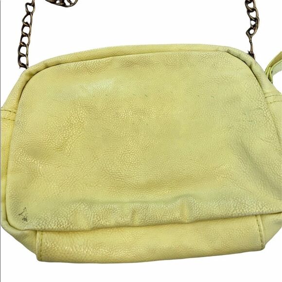 XHILARATION Yellow Studded Chain Cross Body Bag - Picture 4 of 7